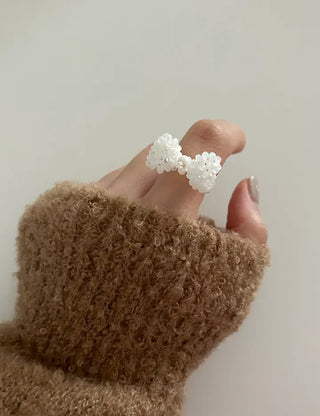 Pearl Large Ribbon Silver Ball Bead Ring