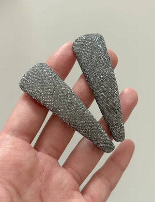 1+1 Silver Glitter Slim Triangle Snap Hair Clip
