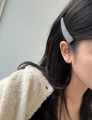 1+1 Silver Glitter Slim Triangle Snap Hair Clip