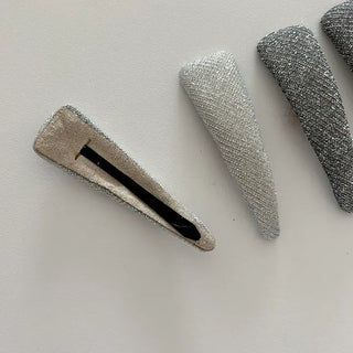 1+1 Silver Glitter Slim Triangle Snap Hair Clip