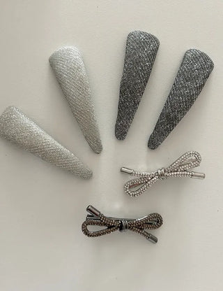 1+1 Silver Glitter Slim Triangle Snap Hair Clip