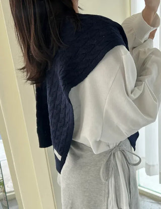 100% Wool Cable Knit Cardigan Cape Knit Shoulder Shawl
