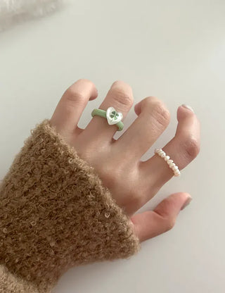 Mini Heart Four-Leaf Clover Acrylic Formica Ring