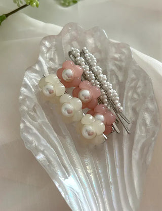 Set of 2 Heart Flower Pearl Bobby Pins Claw Clips Hair Pins