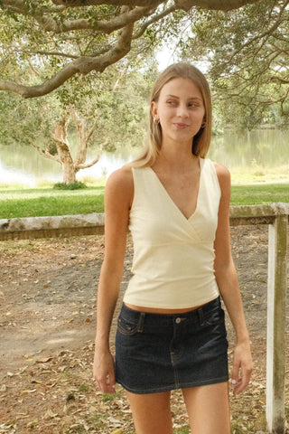 Halle Top