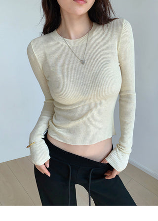 Round neck ribbed knitted sweater