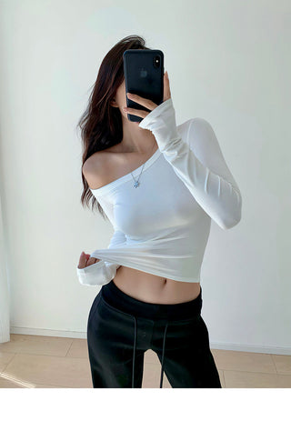 One shoulder long-sleeved top