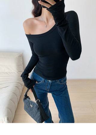 One shoulder long-sleeved top