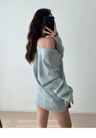Oversized V-neck sweater