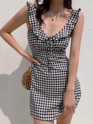 Plaid bow ruffled dress