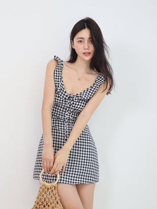 Plaid bow ruffled dress
