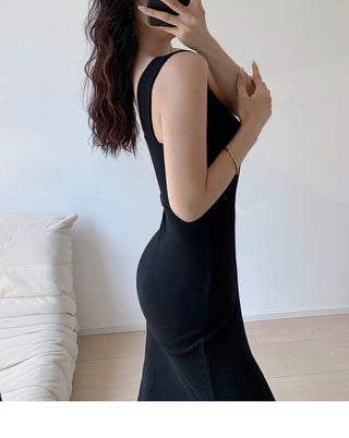 Solid color square neck slim dress