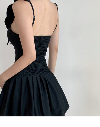 Slim umbrella waist short dress