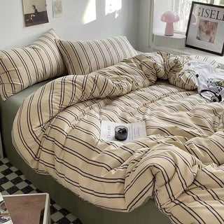 Retro Striped Bedding Set