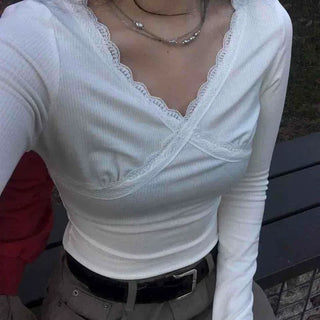 Daily Off-Shoulder Lace Y-Neck Glam Ribbed Long Sleeve Tee