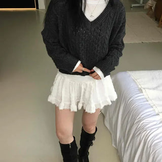 Cable Twist Contrast Layered V-Neck Knit