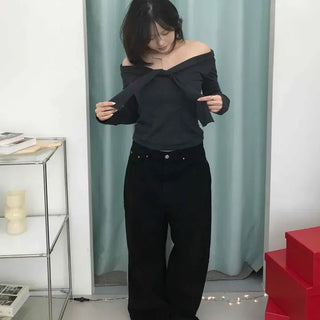 Strap Off-Shoulder Slim Long-Sleeve T-Shirt