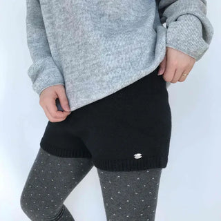 Silver Pendant Elastic Knit Shorts