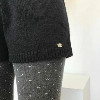 Silver Pendant Elastic Knit Shorts