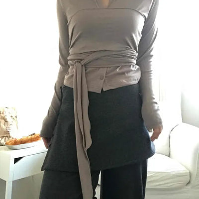 Soft Button Strap Long Sleeve T-shirt