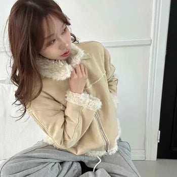 Vintage Fur-Trimmed Crop Shearling Jacket
