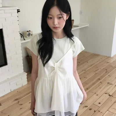 Loose-fit Plain Shirred Button Sleeveless Blouse