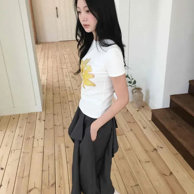 Wide-fit Pintuck Button Casual Shorts