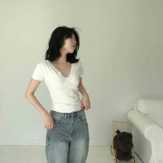Low-Rise Dart Curved Semi-Wide Denim Pants