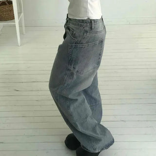 Low-Rise Dart Curved Semi-Wide Denim Pants