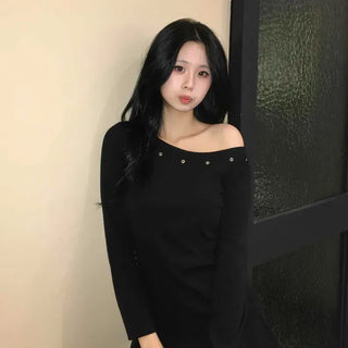 Chic Off-Shoulder Studded Slim Fit Long Sleeve T-shirt