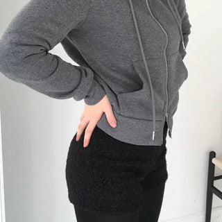 Boucle Slim Elastic Shorts