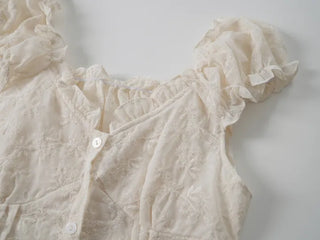 Muse Flower Jacquard Short Sleeve Blouse