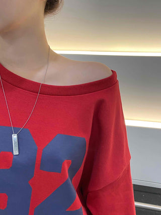 Comfort Numbering Off-Shoulder Sweatshirt