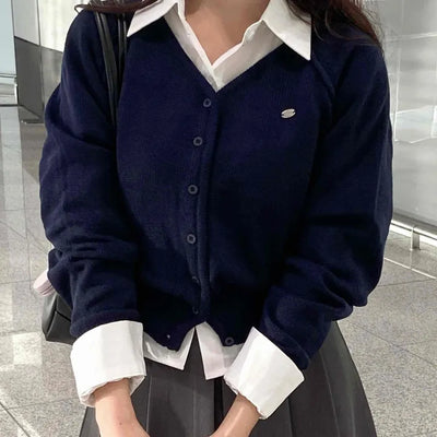 Simple Wedding Guest Look V-Neck Cardigan