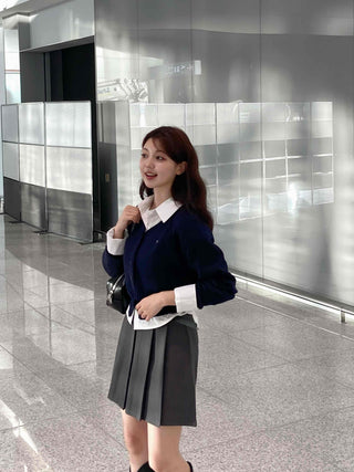 Simple Wedding Guest Look V-Neck Cardigan