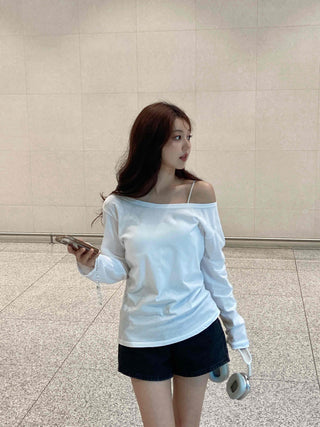Basic Off-Shoulder Plain Long-Sleeve T-Shirt