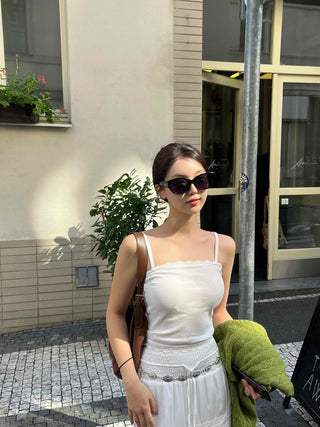 Comfort Lace Crop Sleeveless Top