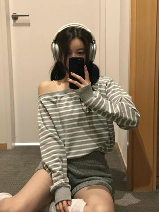 Pure Stripe Loose Fit Off-Shoulder