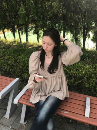 Sweet Mood Shirred Pleated Blouse