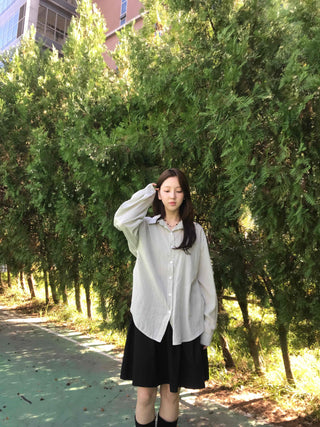 Minimal Delicate Loose Fit Shirt