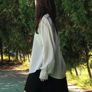 Minimal Delicate Loose Fit Shirt