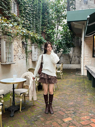 Essential Plain V-Neck Knit