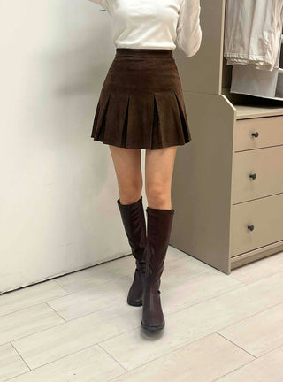 Comfortable Suede Mini Pleated Skirt