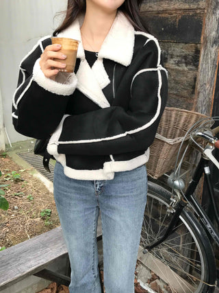 Minimalist Autumn Shearling Jacket