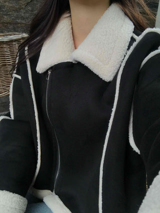 Minimalist Autumn Shearling Jacket