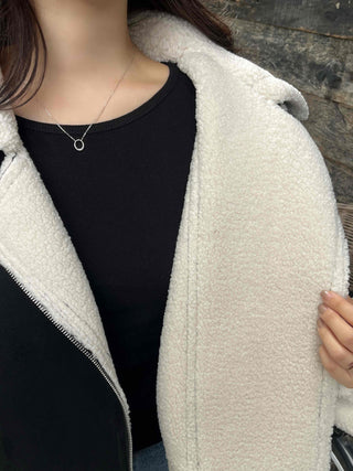 Minimalist Autumn Shearling Jacket