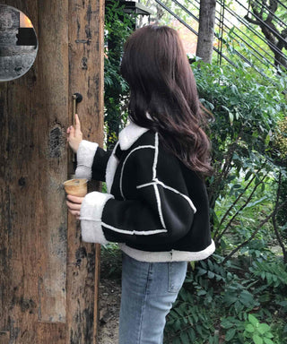 Minimalist Autumn Shearling Jacket