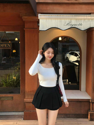 Basic Daily Boxy Pleated High-Waisted Mini Skirt