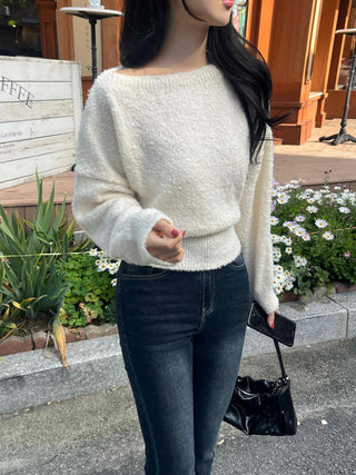 Soft Touch Heathered Boat Neck Balloon Knit