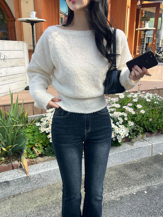 Soft Touch Heathered Boat Neck Balloon Knit